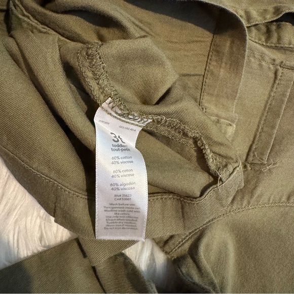 Carter's Toddler Girl Olive Green Button Down Peplum Top Size 3T - Picture 4 of 5